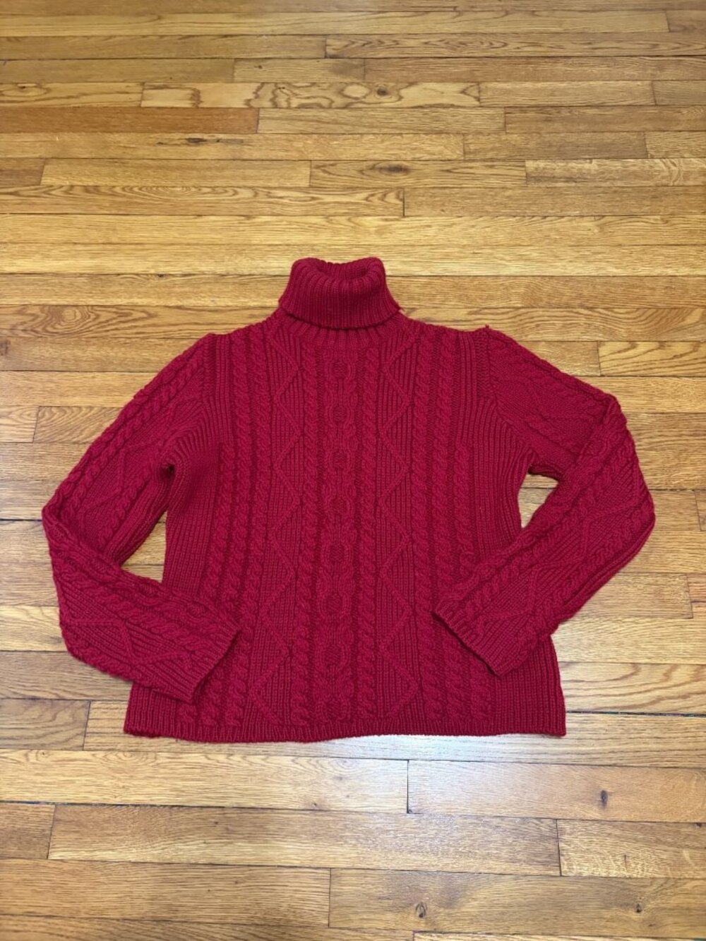Paul James Sweater Women’s Size Medium Turtleneck 100% Wool Cable Knit Pullover